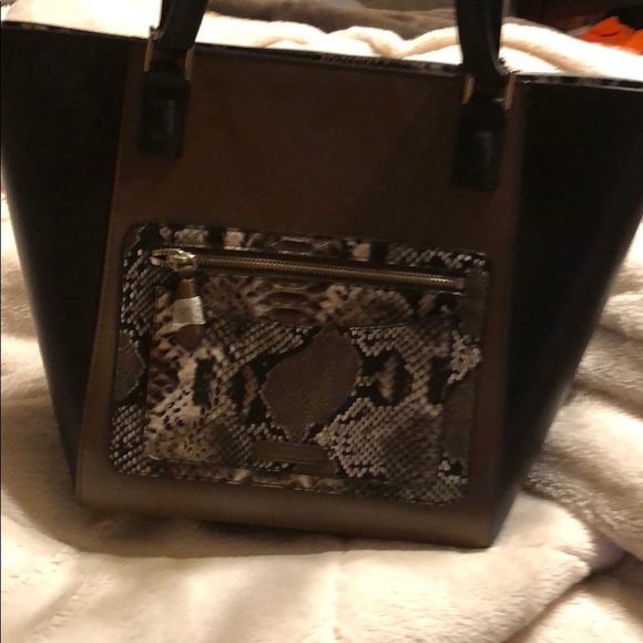 Vera Bradley Handbags - Vera Bradley Small Tote